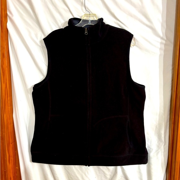 Old Navy Black Fleece Vest womens XL full zip front slit pockets. - Picture 1 of 7